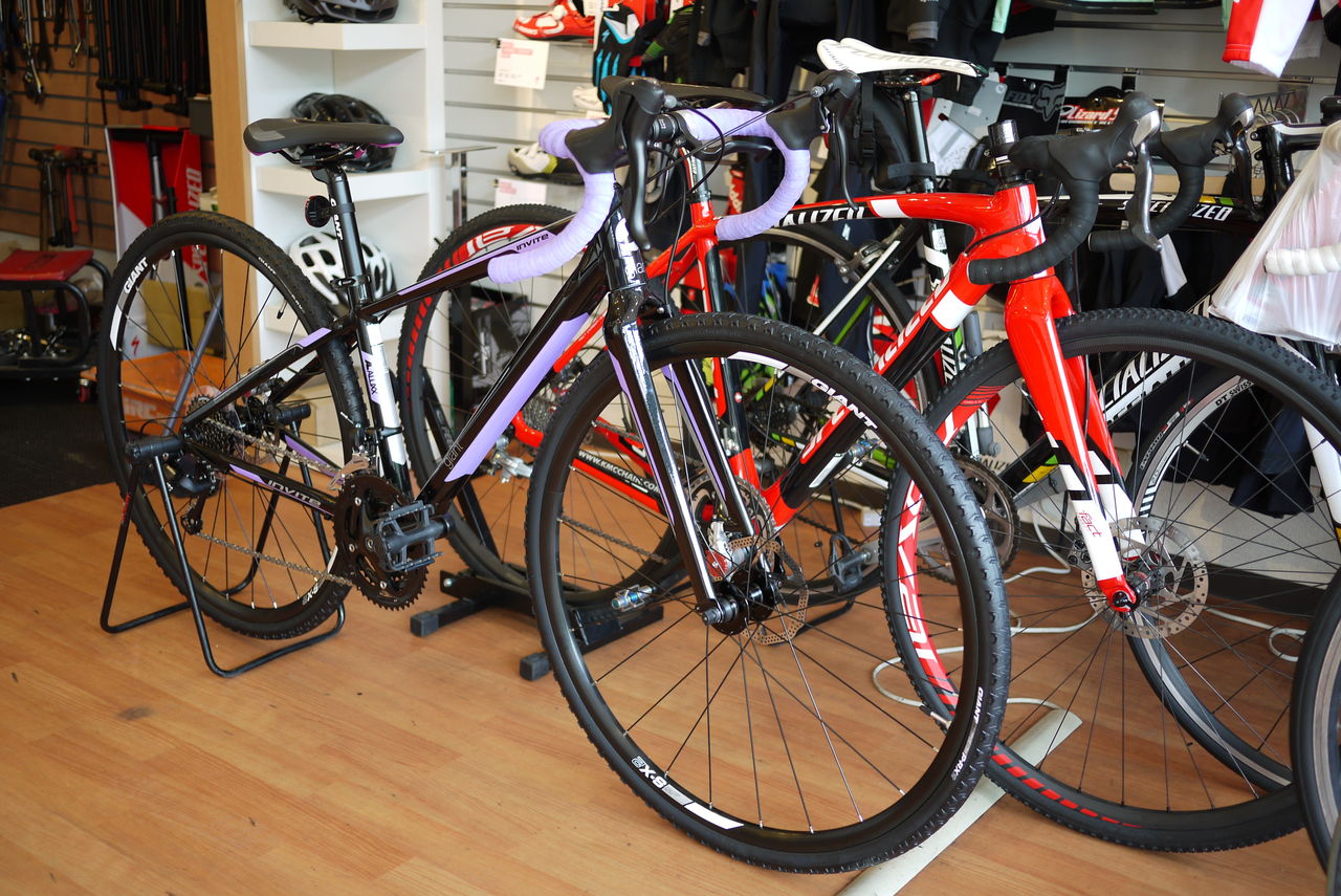 Giant Liv Invite2 XSサイズ370mmグラベルロードバイク希少 2023 Liv