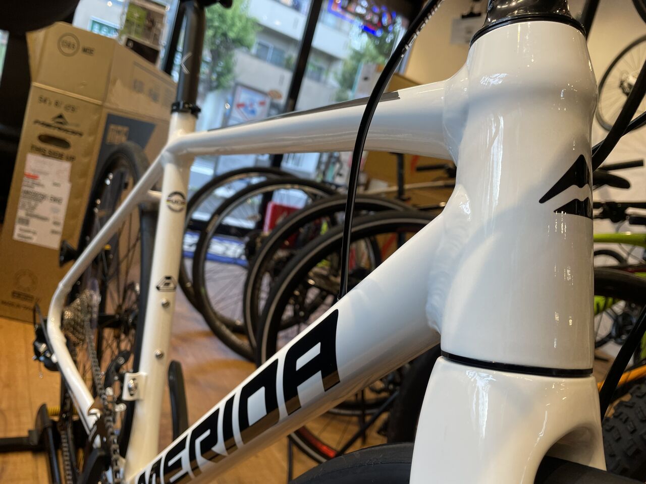 貴重なエントリーロードが入荷！MERIDA「SCULTURA 200」 : SBC 新着情報