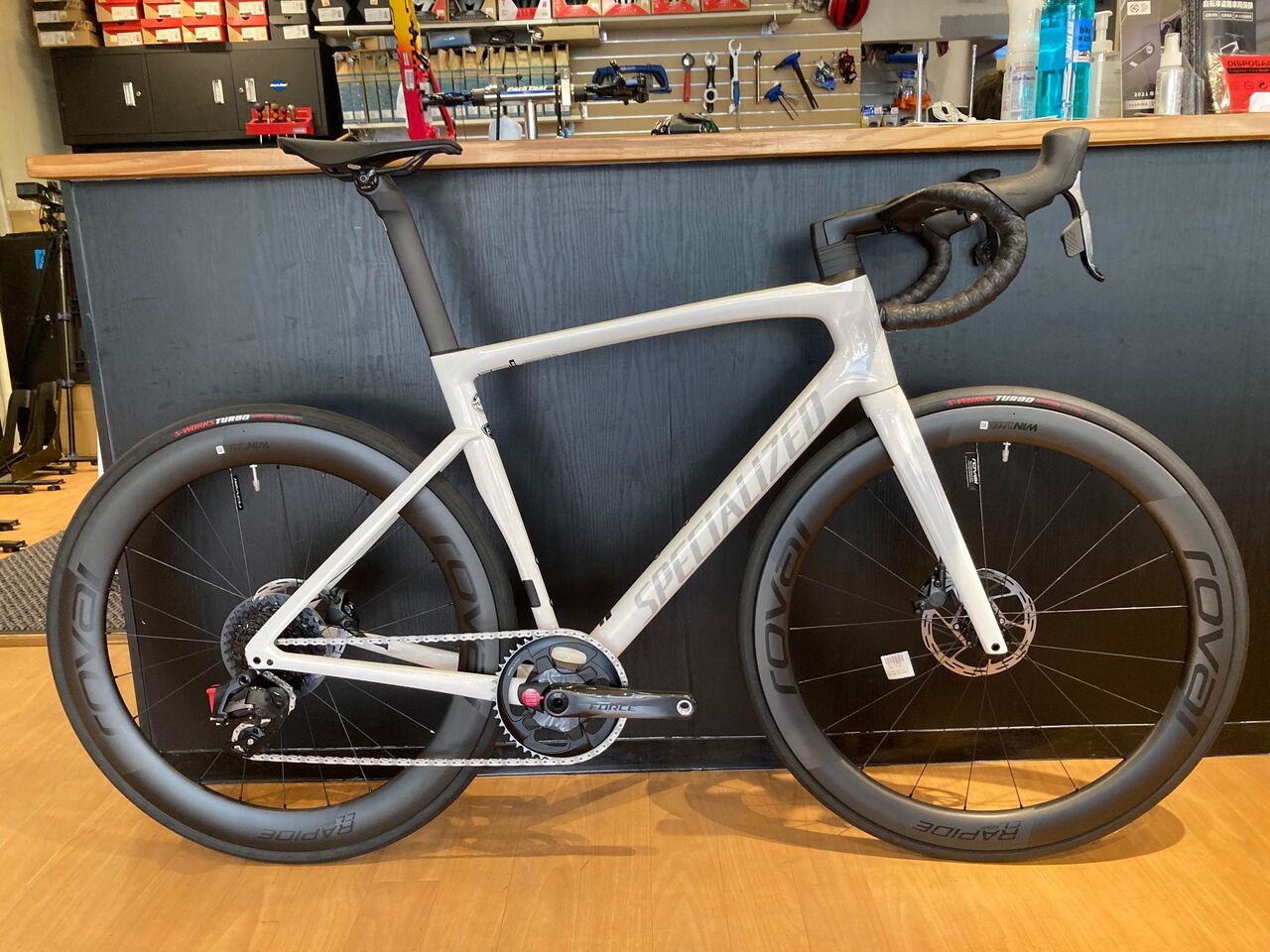S-Works Aethos Frameset グロスクレイ/フレークシルバー (SBC S-Works Aethos Frameset グロスクレイ/フレークシルバー (SBC