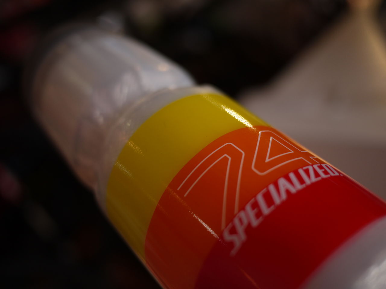 Specializedの新型保冷ボトル インサレーテッドボトル が入荷 Sbc 新着情報