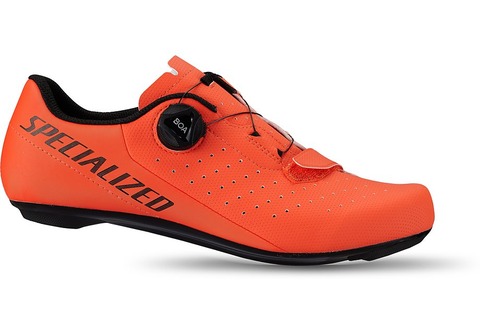 61023-524_SHOE_TORCH-10-RD-SHOE-CCTSBLM-DUNEWHT-RSTDRED-44_HERO
