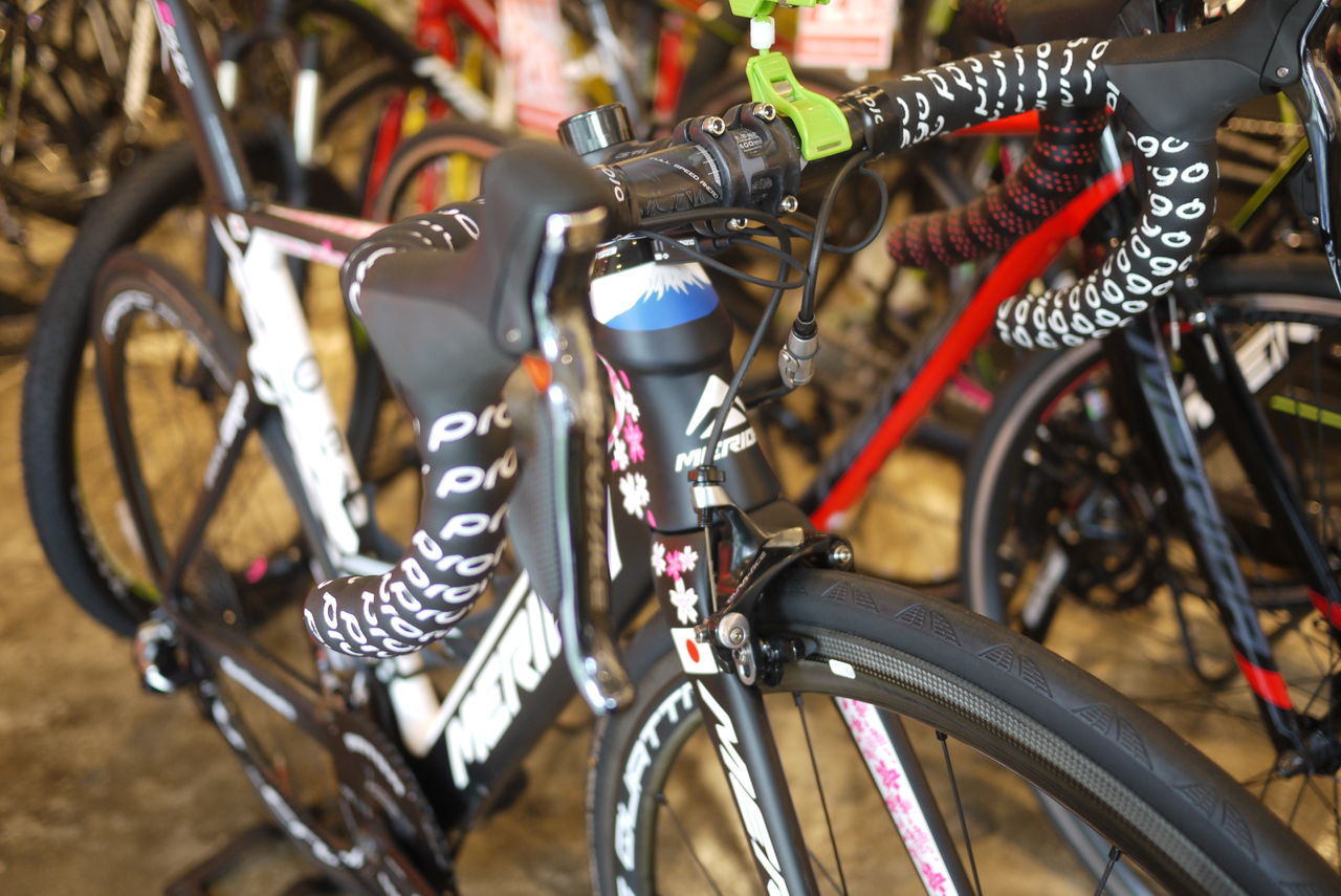 日本に1台！新城カラーのMERIDA REACTO展示中です : SBC 新着情報