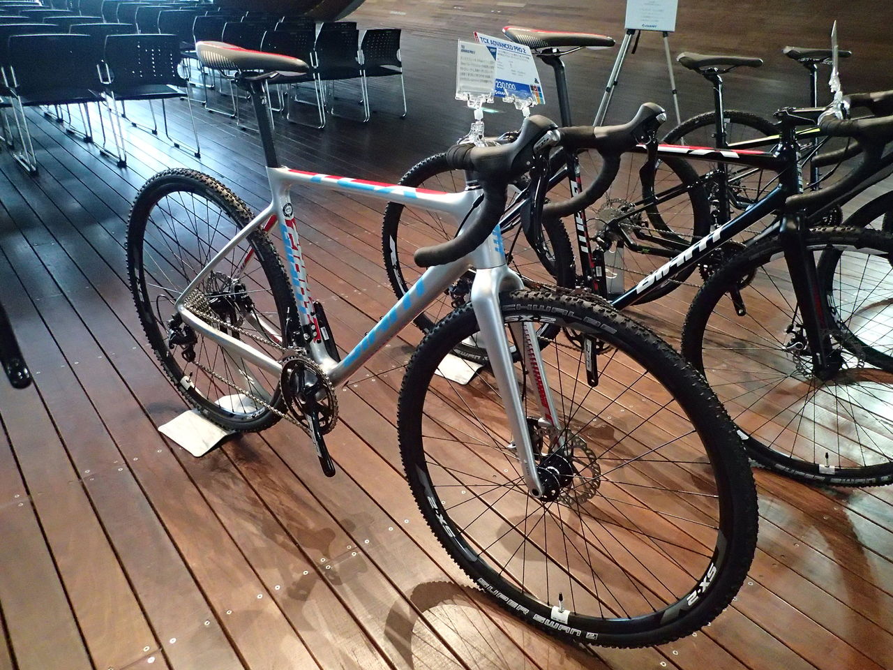 GIANT2015年モデル発表！TCX・REVOLT・ANYROADシリーズ : SBC 新着情報