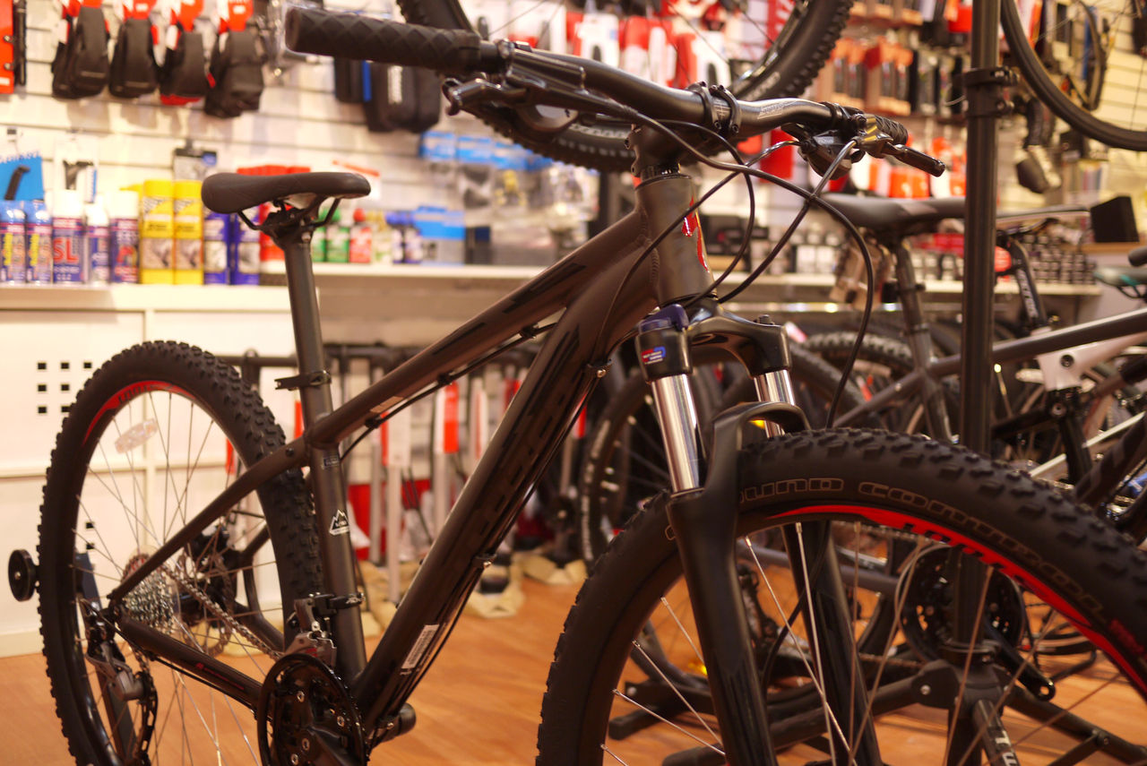 街乗りからオフロードまでマルチに使えるMTB！ SPECIALIZED