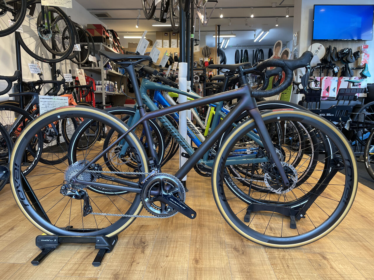 SPECIALIZED】S-WORKS AETHOS 在庫情報【完成車&フレーム SPECIALIZED】S-WORKS AETHOS 在庫情報【完成車&フレーム