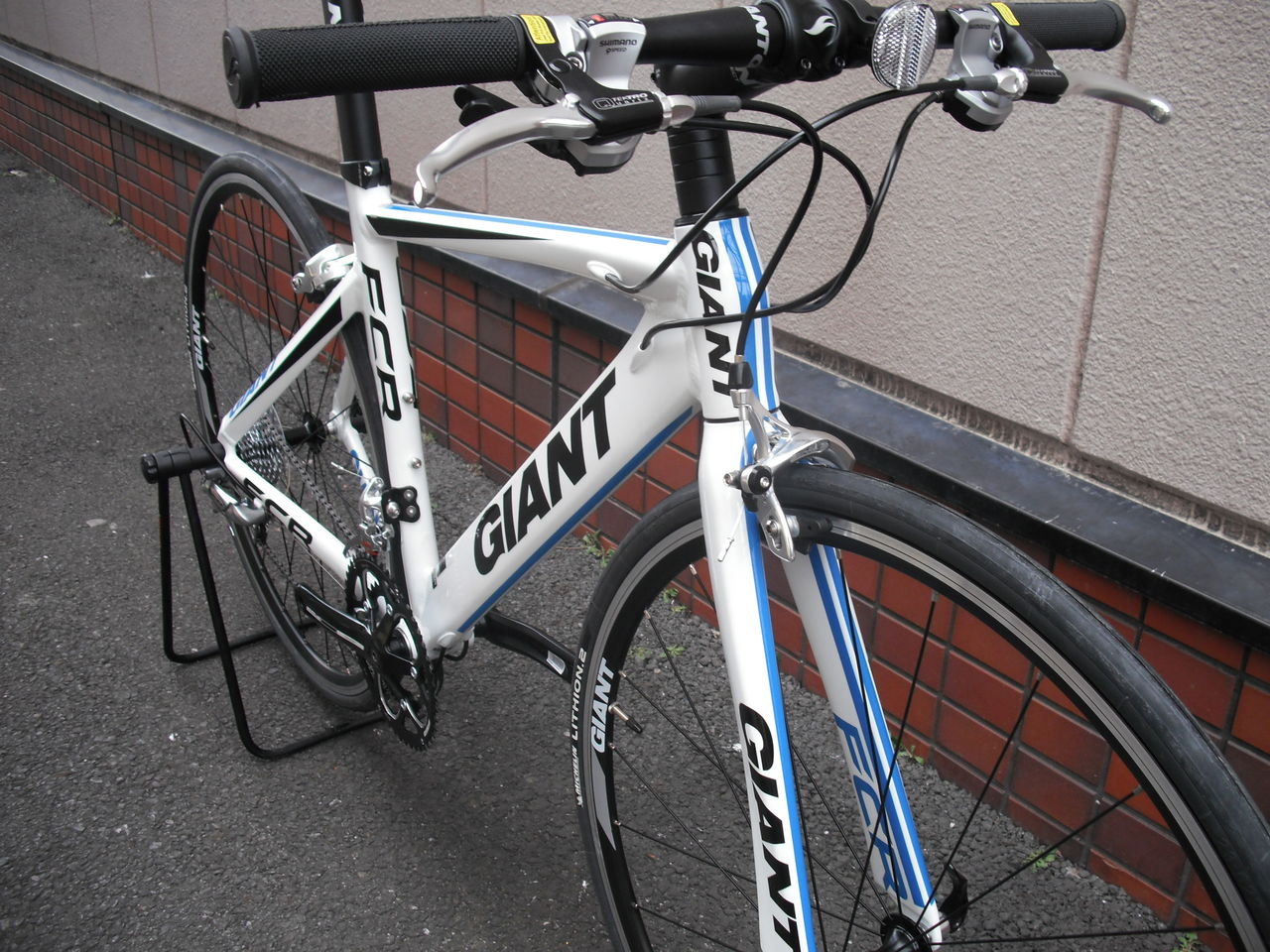 入荷情報 2011/3/4 GIANT FCR 1 : SBC 新着情報
