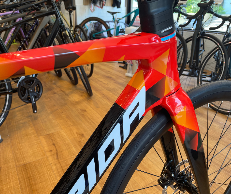 Merida ロードバイク オレンジ・青 MERIDA 「西日本限定」「メリダ」SCULTURA 150（スクルトゥーラ