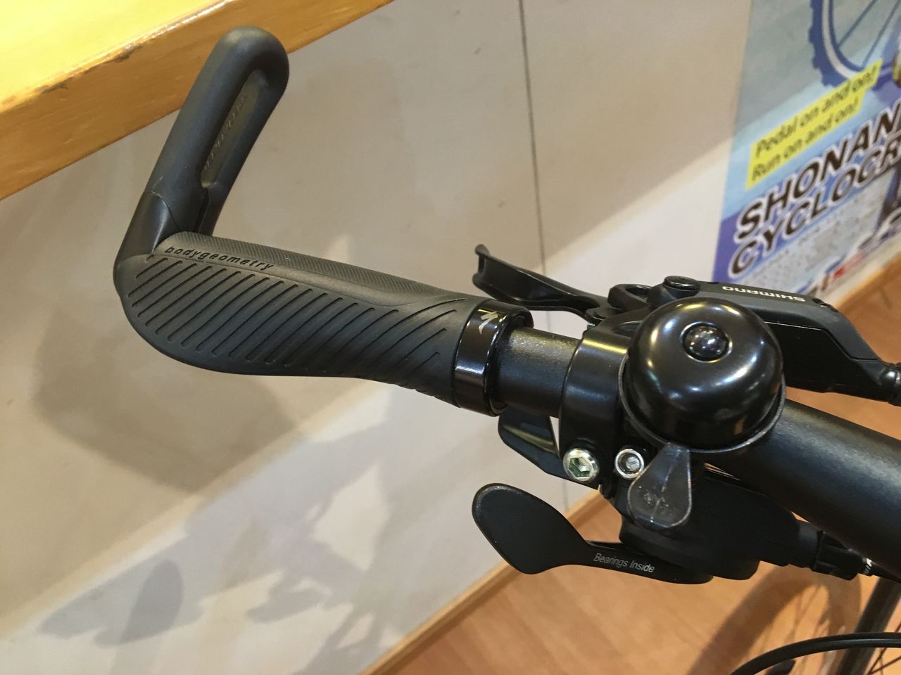 店長オススメのSPECIALIZED2017年モデル展示車両、 「SIRRUS COMP CITY