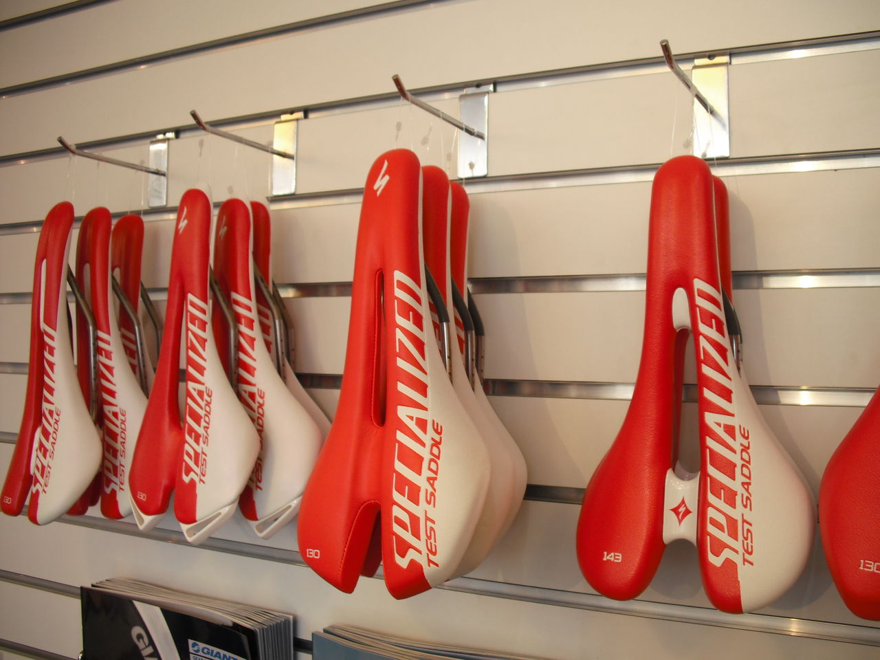 Specialized test saddle deals