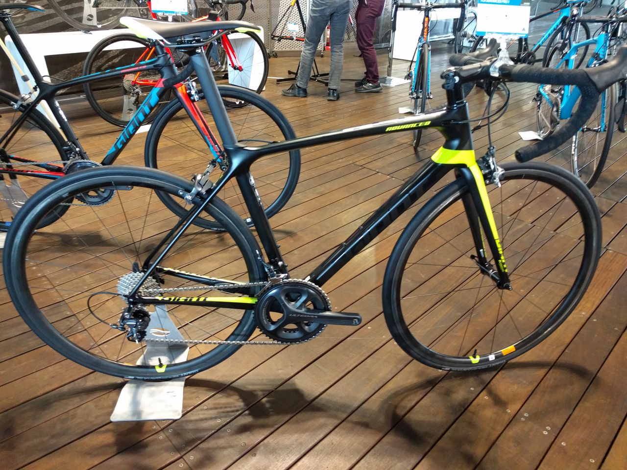 Yuki様商品　専用美品！走行少い2017 GIANT TCR ADVANCED Yuki様商品 専用美品！走行少い2017 GIANT TCR ADVANCED Yuki様商品