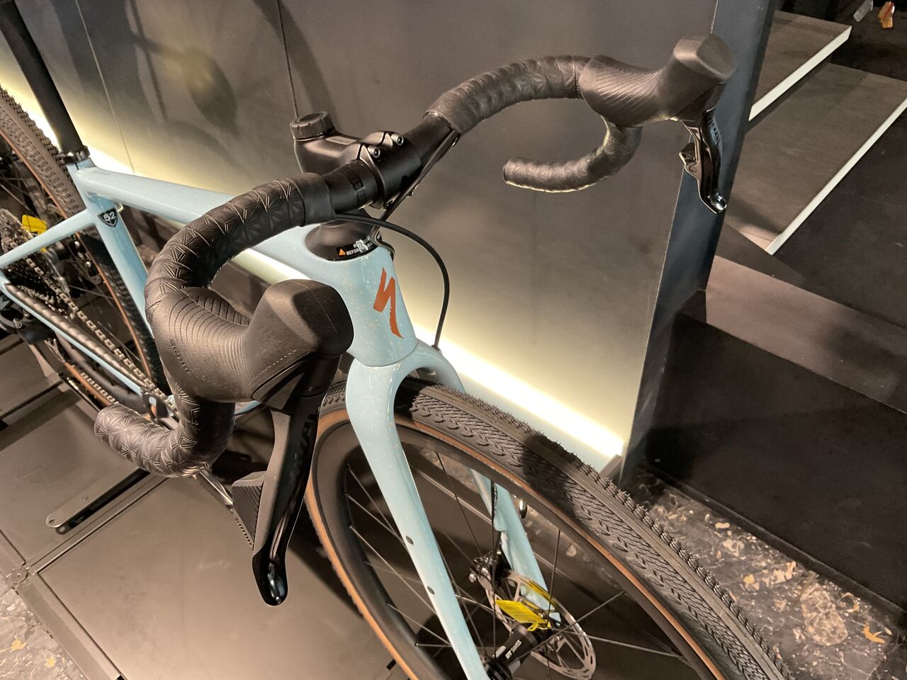 SPECIALIZED自由ヶ丘】22年モデル DIVERGE EXPERT 在庫あります‼ : SBC ...