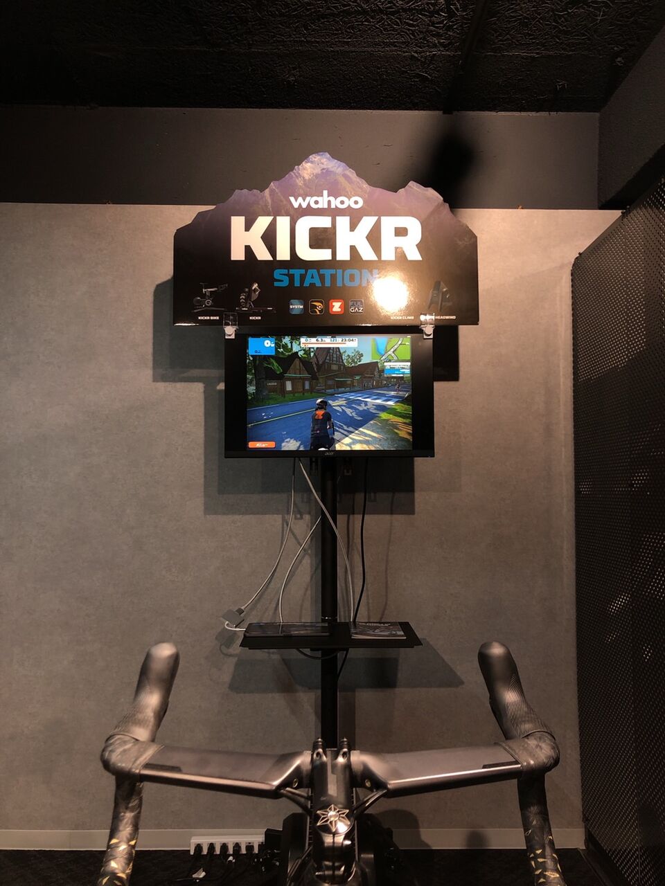 話題の”スマートローラー”体験可能!?「wahoo KICKR STATION 話題の”スマートローラー”体験可能!?「wahoo KICKR STATION