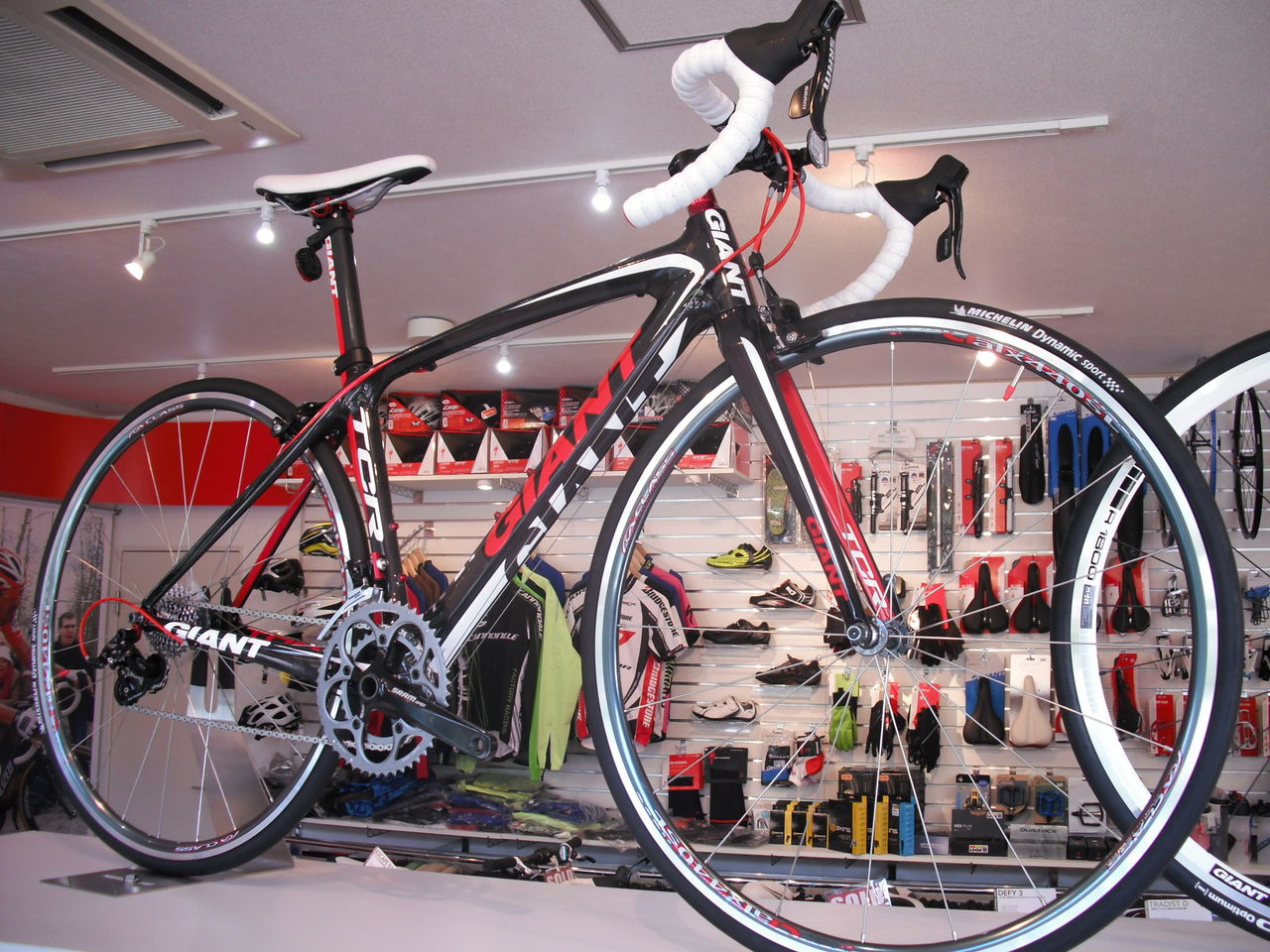 入荷情報 2011/2/25 GIANT TCR Composite SE 即納できます 入荷情報 2011/2/25 GIANT TCR Composite SE 即納できます