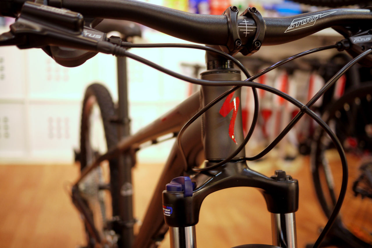 Specialized Pitch Comp マウンテンバイク フレームのみ 街乗りからオフロードまでマルチに使えるMTB！ SPECIALIZED