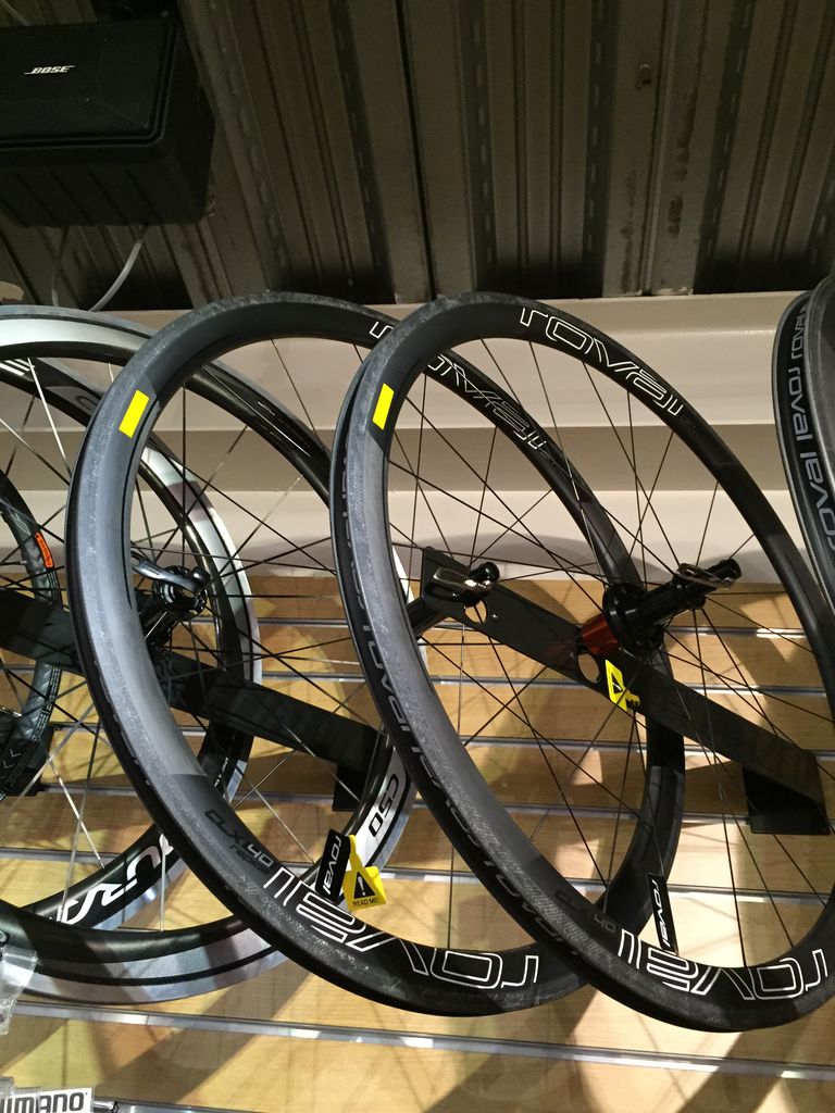 ホイールが気になっている方必見！Roval CLX40入荷！ : SBC 新着情報