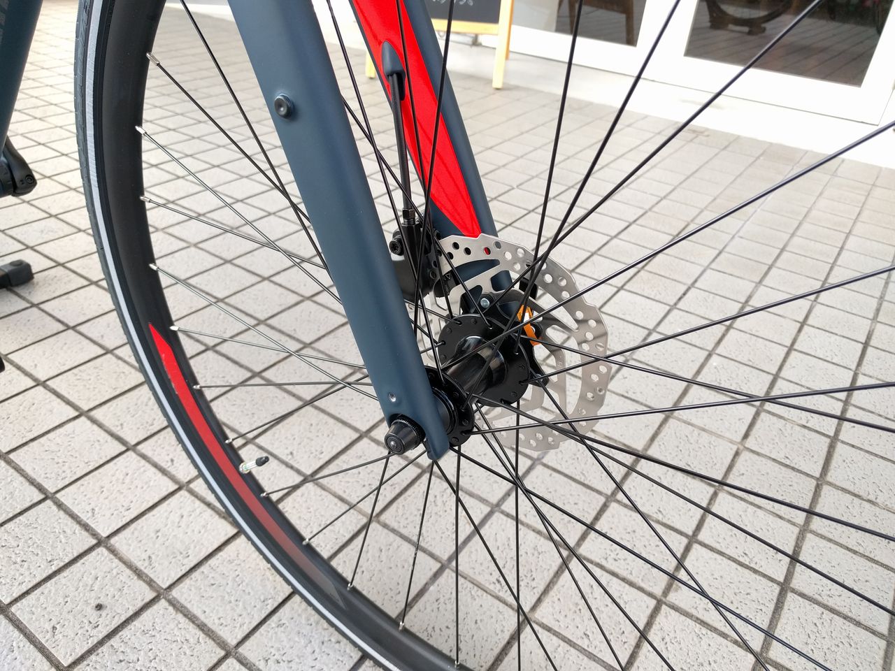 2018年SPECIALIZED新型SIRRUS入荷しました。 : SBC 新着情報 2018年SPECIALIZED新型SIRRUS入荷しました。 : SBC 新着情報