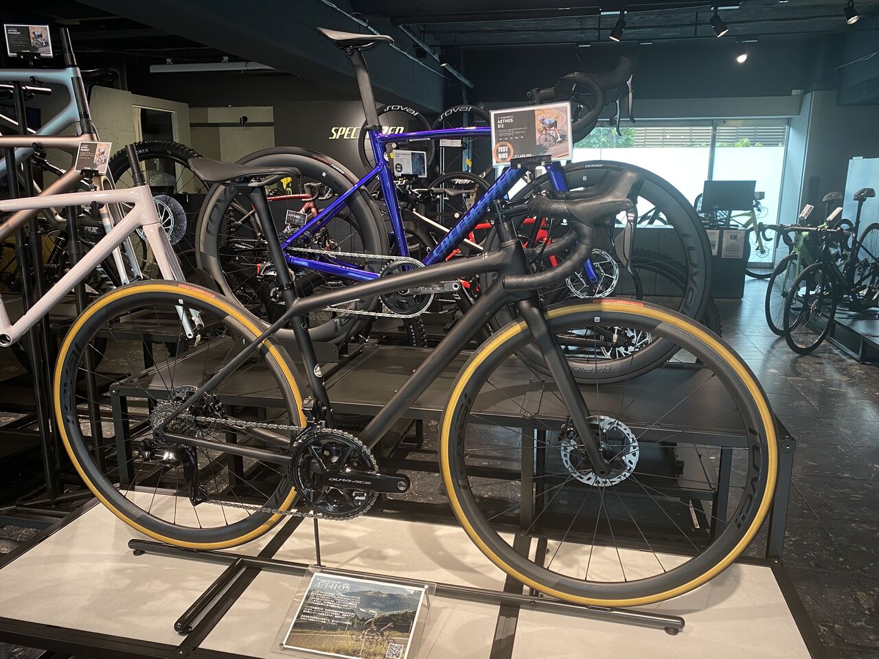 超軽量ロードバイク S-WORKS AETHOS ご紹介！！ : SBC 新着情報