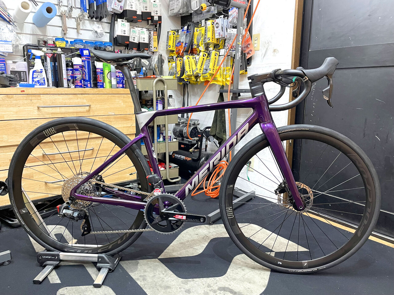 知ればきっと好きになる!SRAM eTap AXS電動コンポーネントの 知ればきっと好きになる!SRAM eTap AXS電動コンポーネントの
