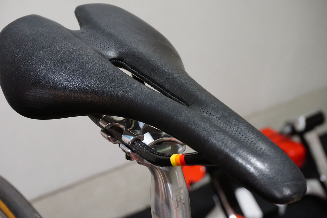 スペシャライズド 革サドル Phenom Anza レザー ブラウン 143 Phenom