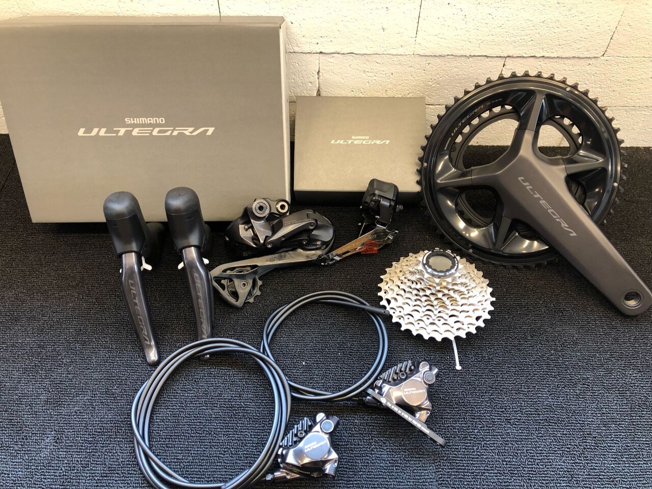 ULTEGRA コンポセット R8000系 かすま 4点セット ULTEGRA コンポセット R8000系 かすま 4点セット