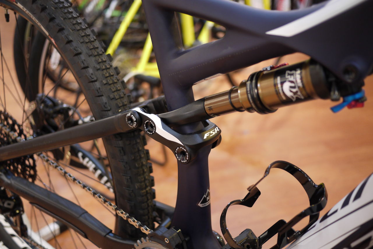 SPECIALIZED STUMPJUMPER FSR EXPERT CARBON EVO 650bが入荷しました