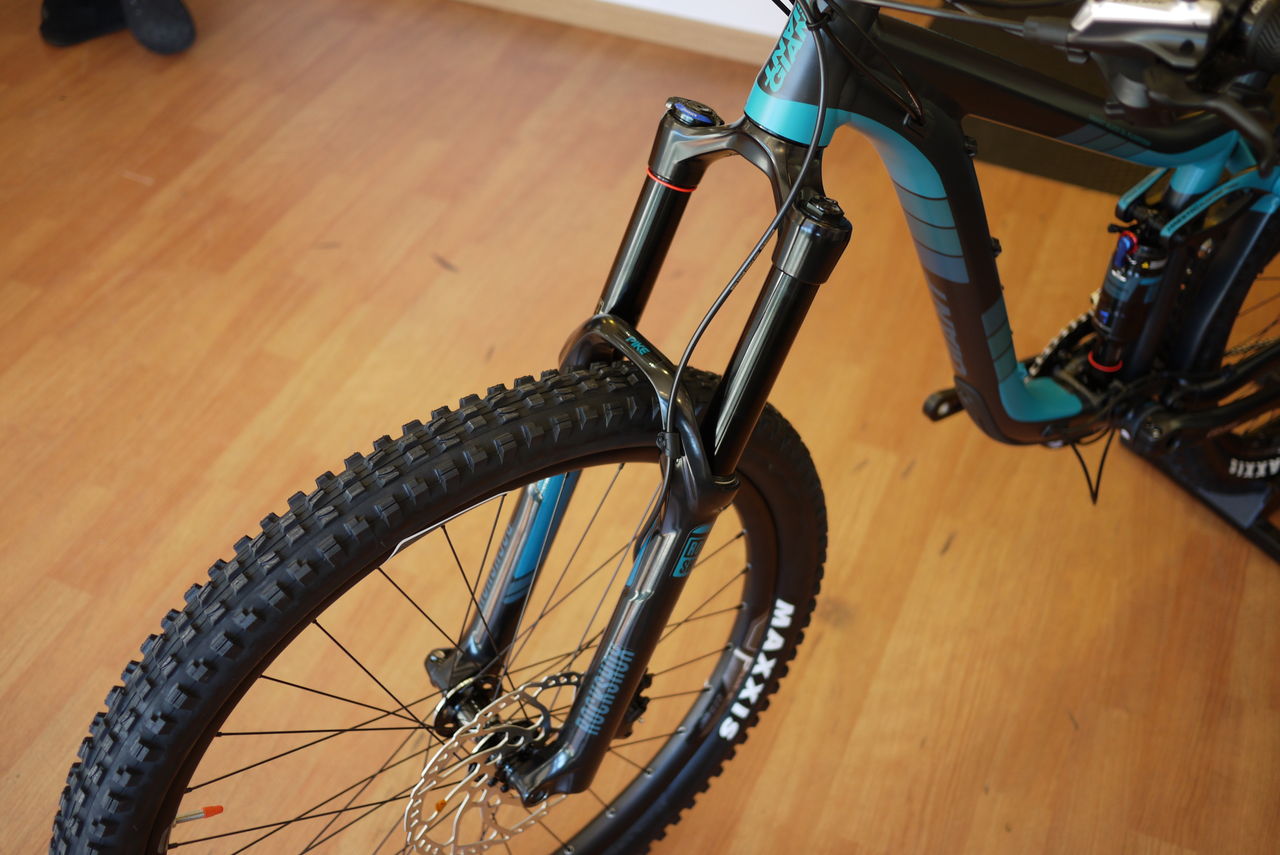 ご納品車両をご紹介 GIANT REIGN 27.5 2 : SBC 新着情報