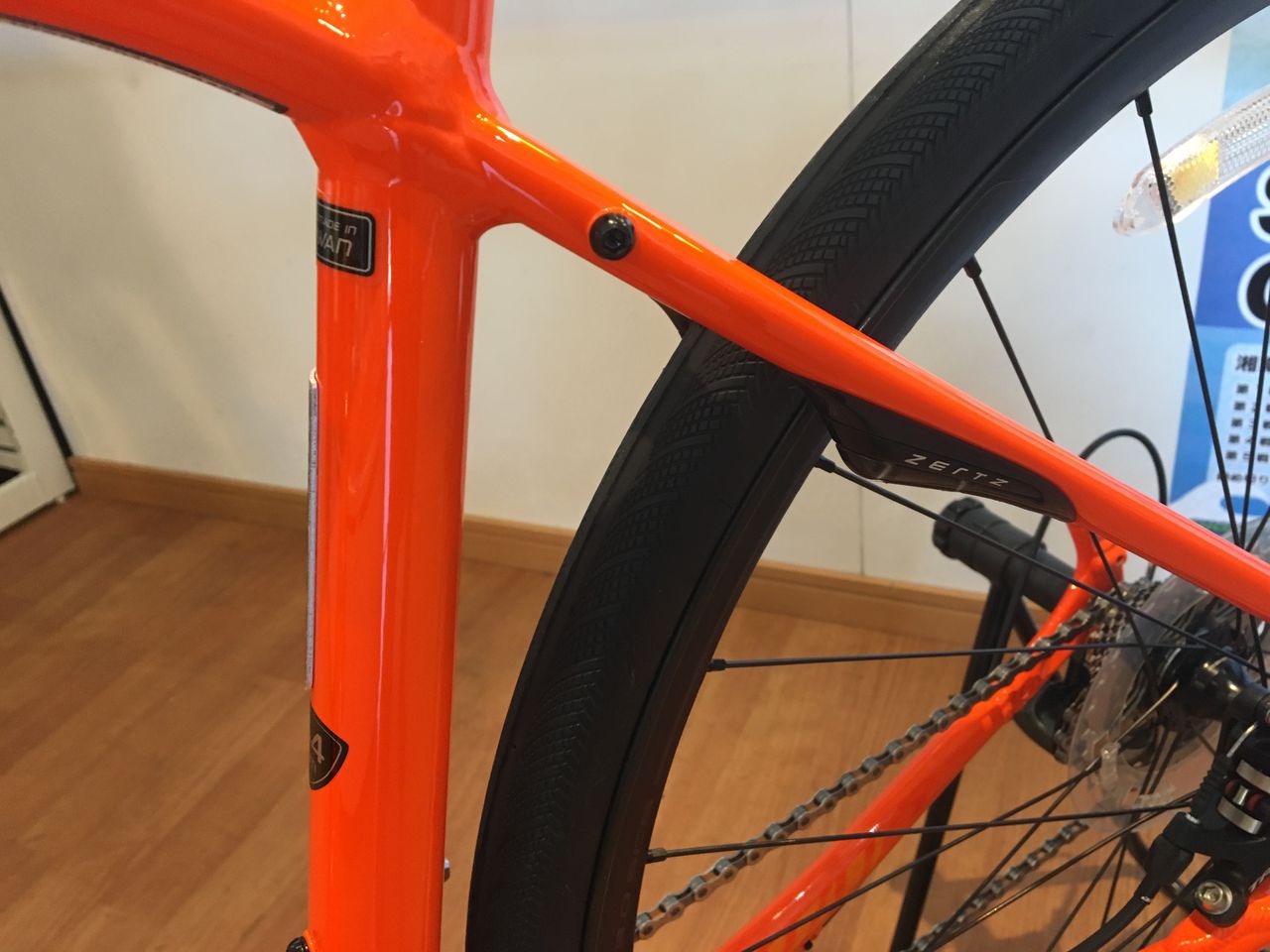 スペシャライズド2016年モデルセール対象車DIVERGE ELITE DSWを