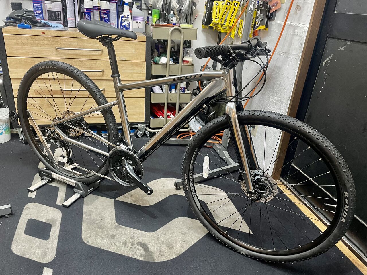 メーカー完売】SCOTTの人気クロスバイク「SUBCROSS J1 LIMITED メーカー完売】SCOTTの人気クロスバイク「SUBCROSS J1 LIMITED