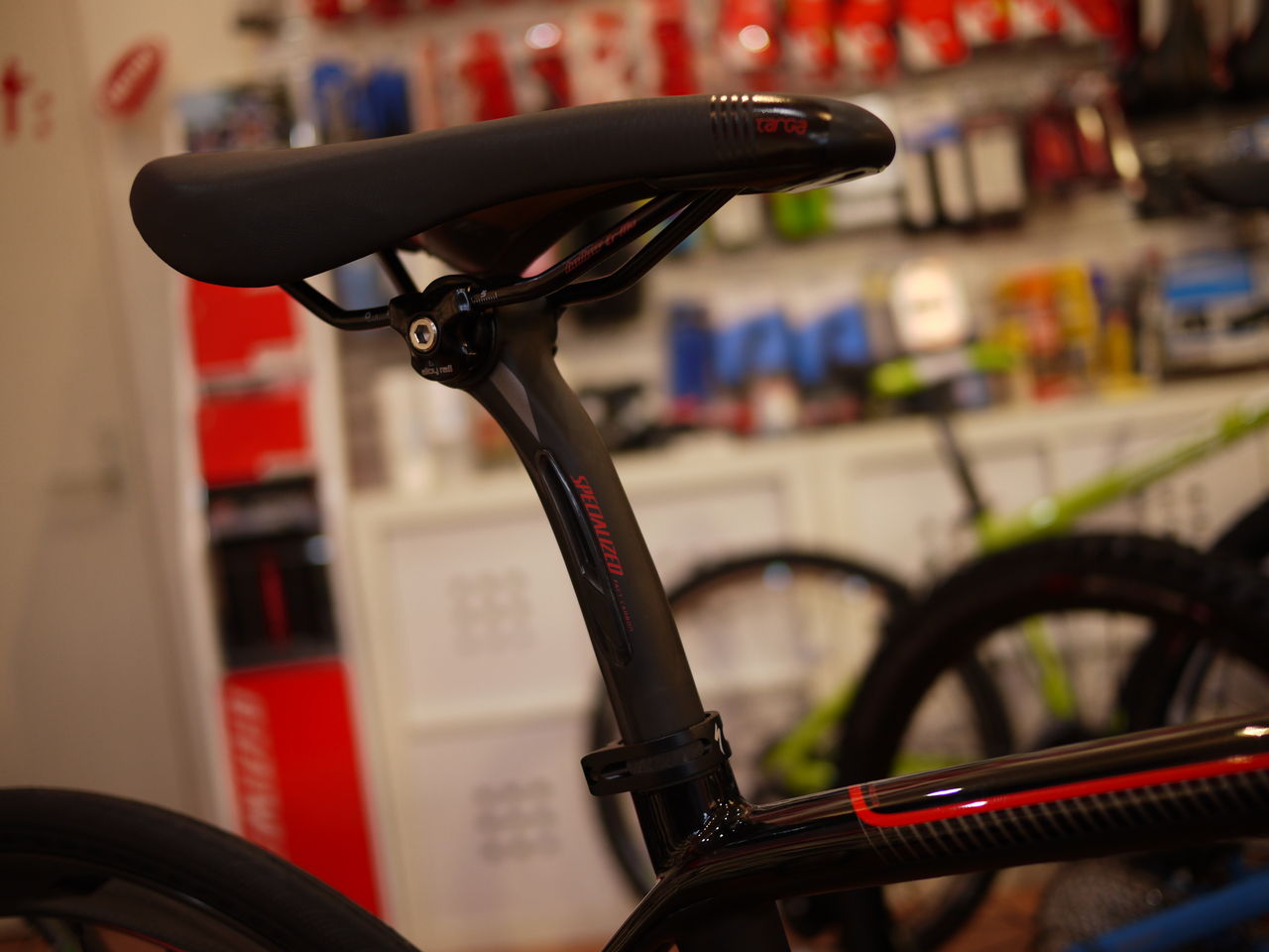 specialized sirrus サイズM フレーム 内装ケーブル ディスク