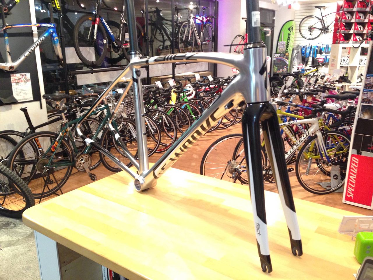 2015 S-WORKS ALLEZ フレームSET : SBC 新着情報