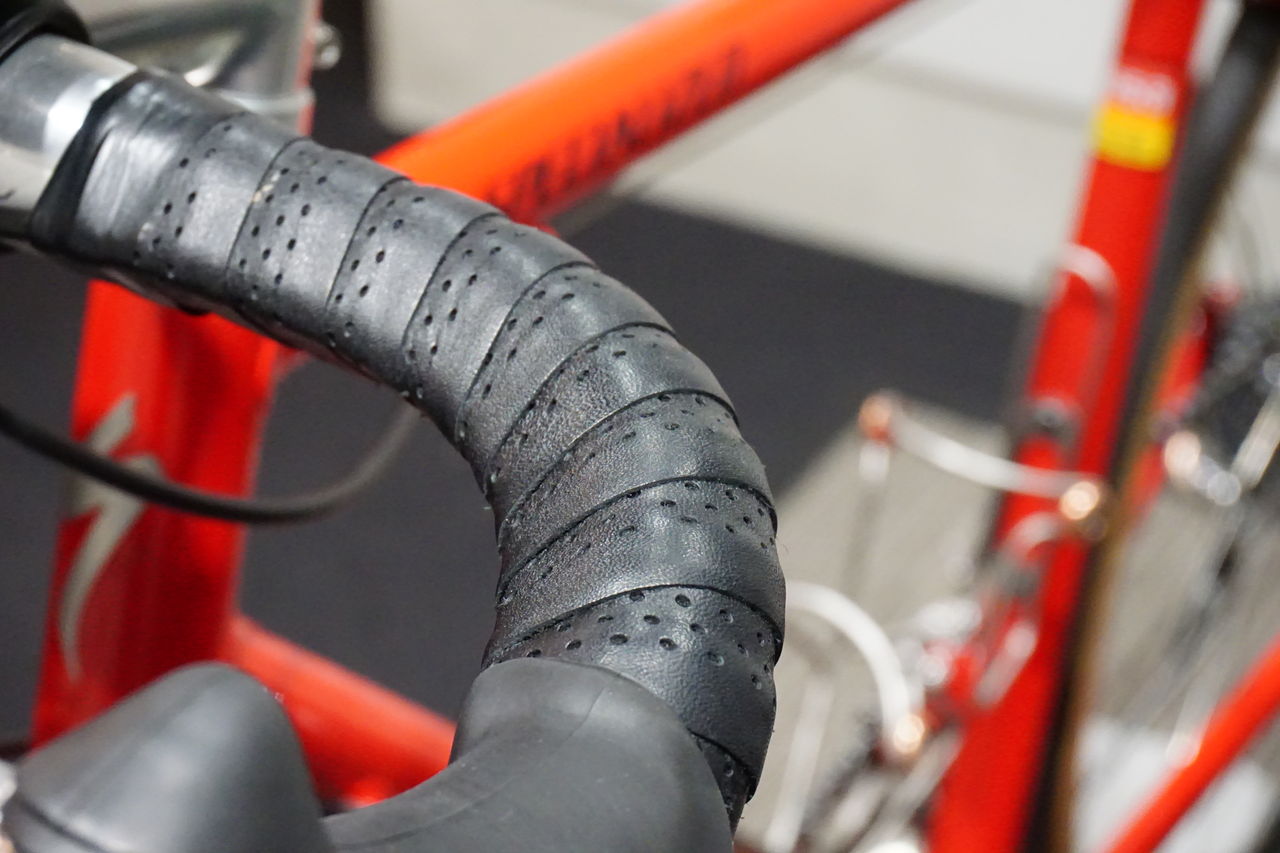 SPECIALIZED製本革サドル”PHENOM ANZA LEATHER”入荷しました！ : SBC