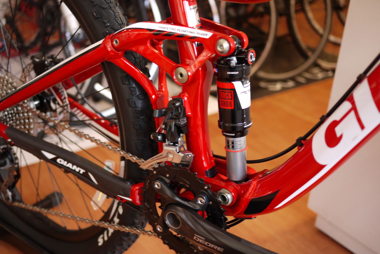 お客様の自転車をご紹介 GIANT TRANCE 27.5 3 : SBC 新着情報