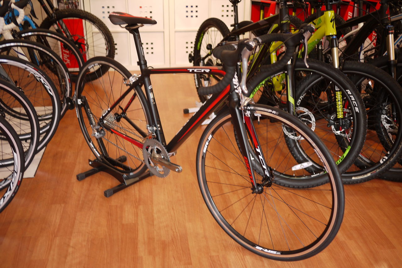 湘南 GIANT DEFY ロードバイク XSサイズ 湘南 GIANT DEFY ロードバイク XSサイズ