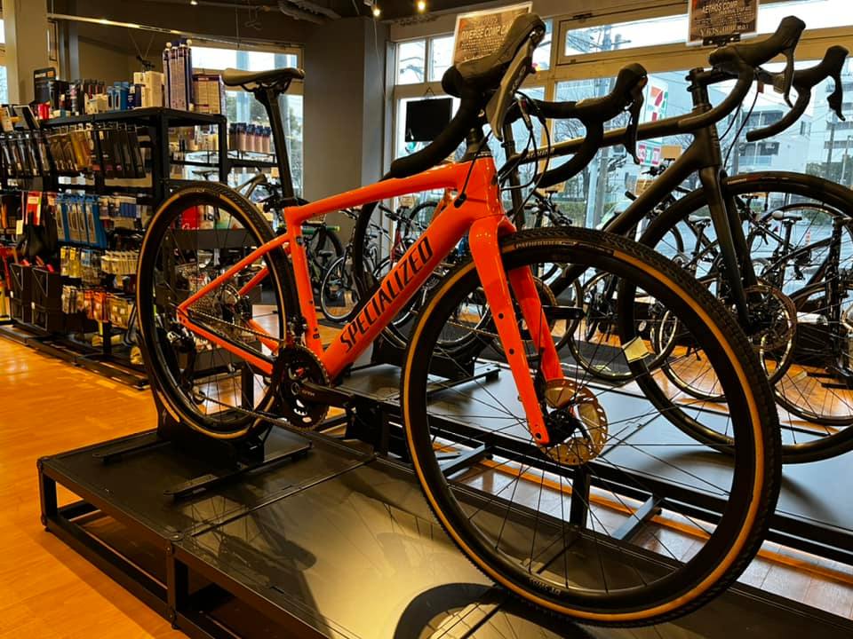 SPECIALIZED [DIVERGE COMP CARBON]グラベルに挑戦するならコレ