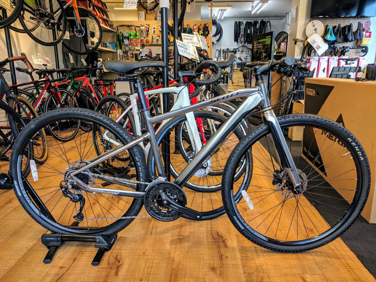 クロスバイクのダークホース!?2021 SCOTT SUBCROSS入荷しま クロスバイクのダークホース!?2021 SCOTT SUBCROSS入荷しま