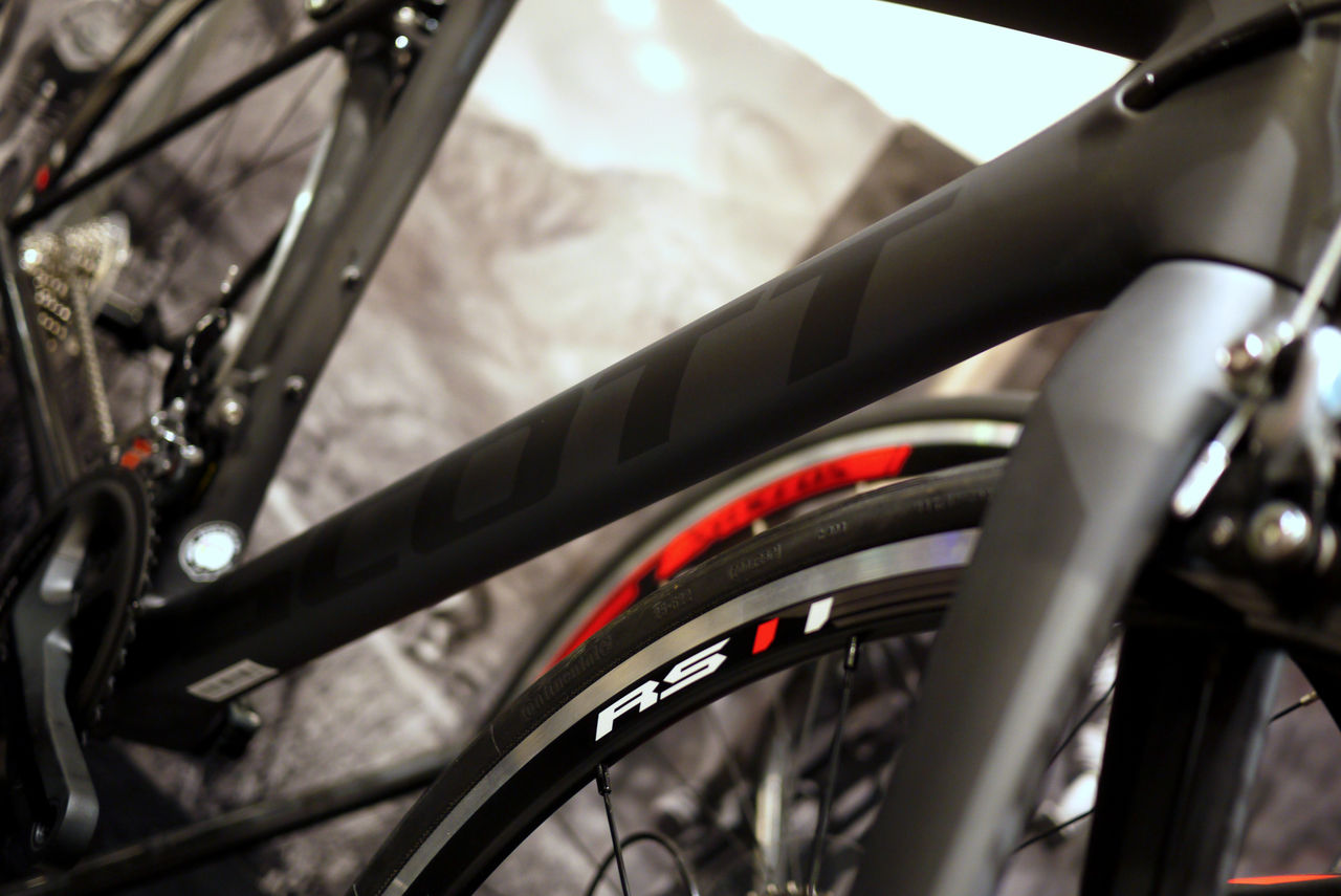 SCOTT ADDICT 2017年モデル展示車来ました : SBC 新着情報