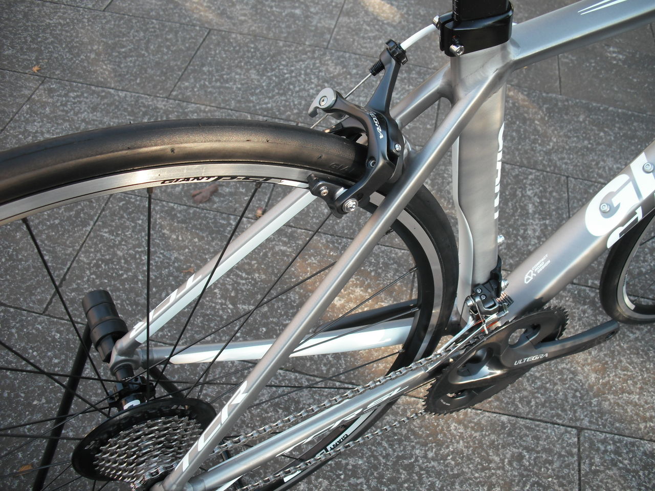 入荷情報 2012/12/7 GIANT TCR SL 1 : SBC 新着情報
