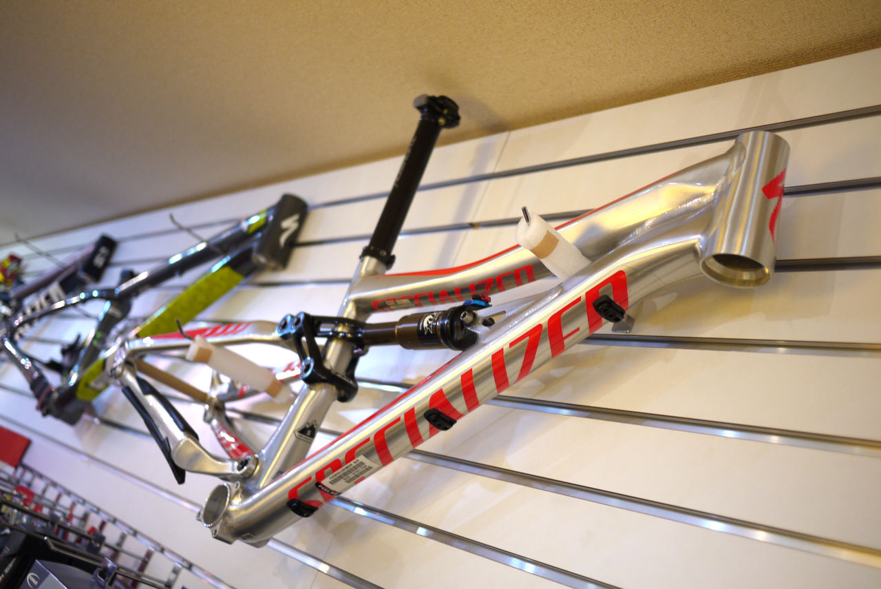 SPECIALIZEDの激レアフレーム ラスト1本！ : SBC 新着情報