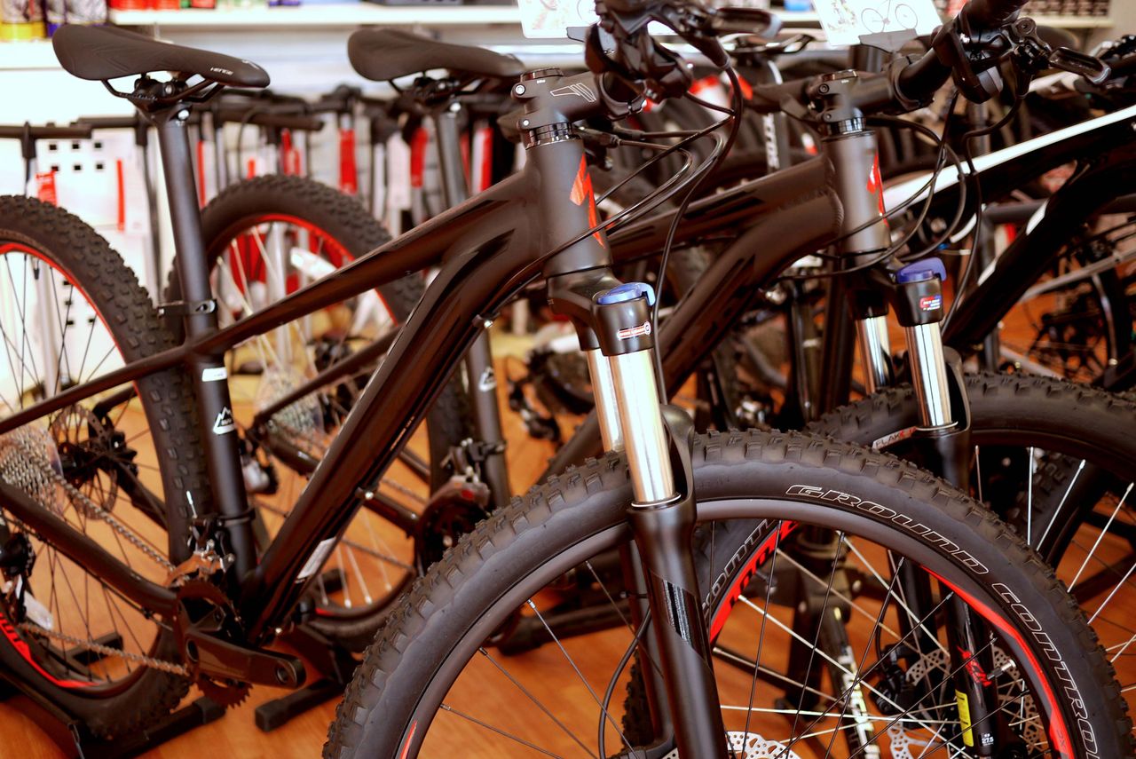 2015年モデルの人気MTBが残っていました！ : SBC 新着情報