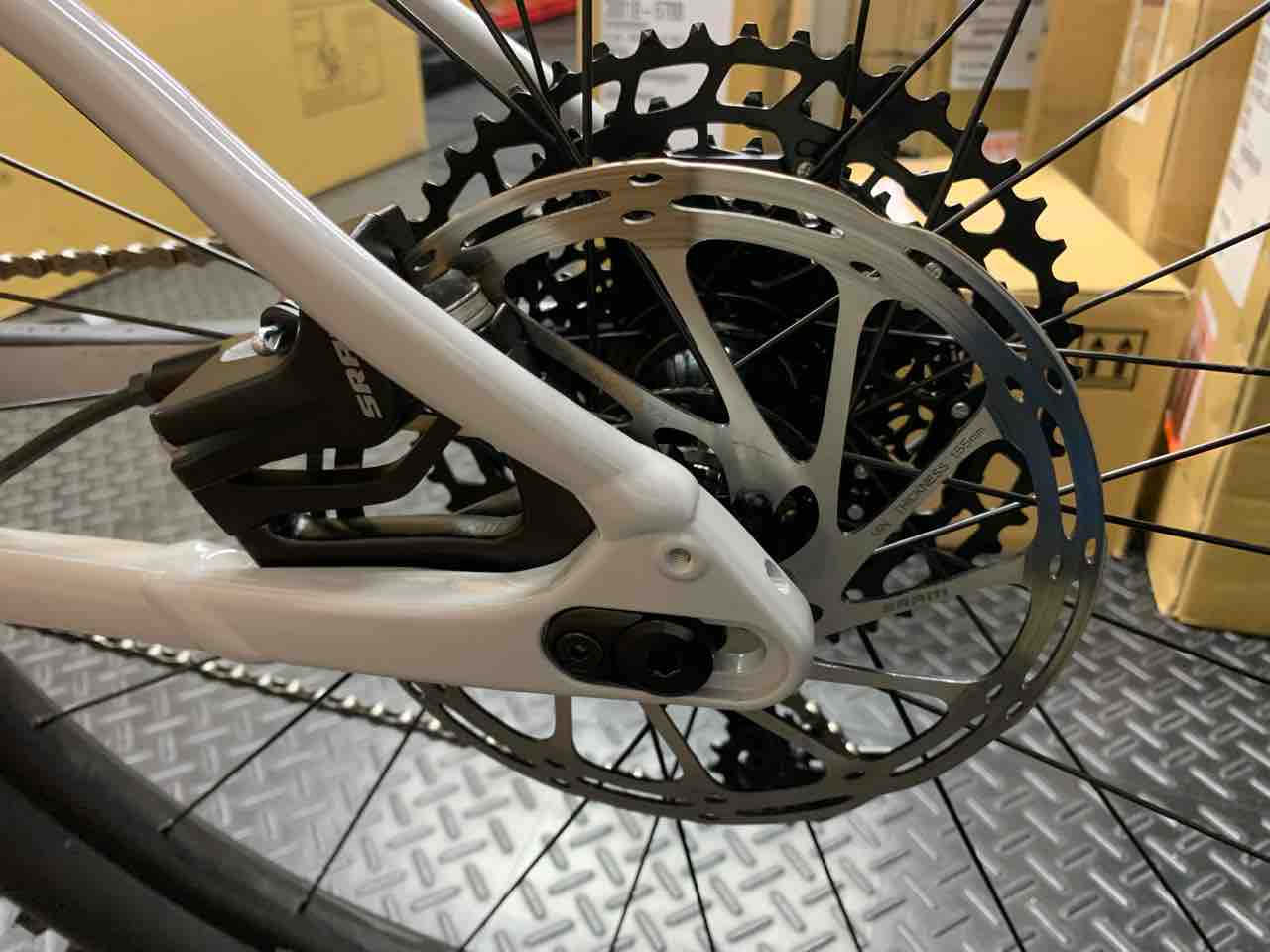 SPECIALIZED NEW FUSE 発売開始！ : SBC 新着情報