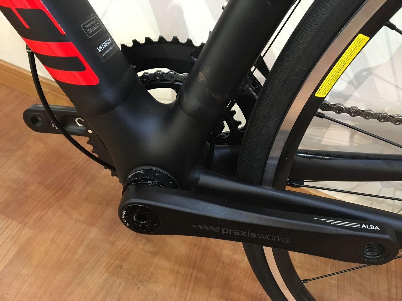 店長オススメのSPECIALIZED2017年モデル展示車両、 「ALLEZ DSW SL