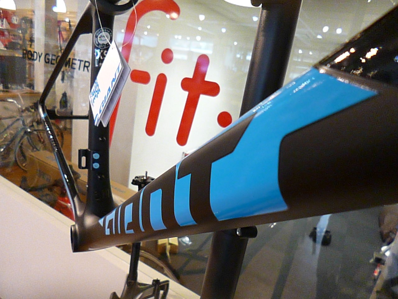 2016 GIANT TCR ADVANCED SL フレームセット入荷しました！ : SBC 新着情報