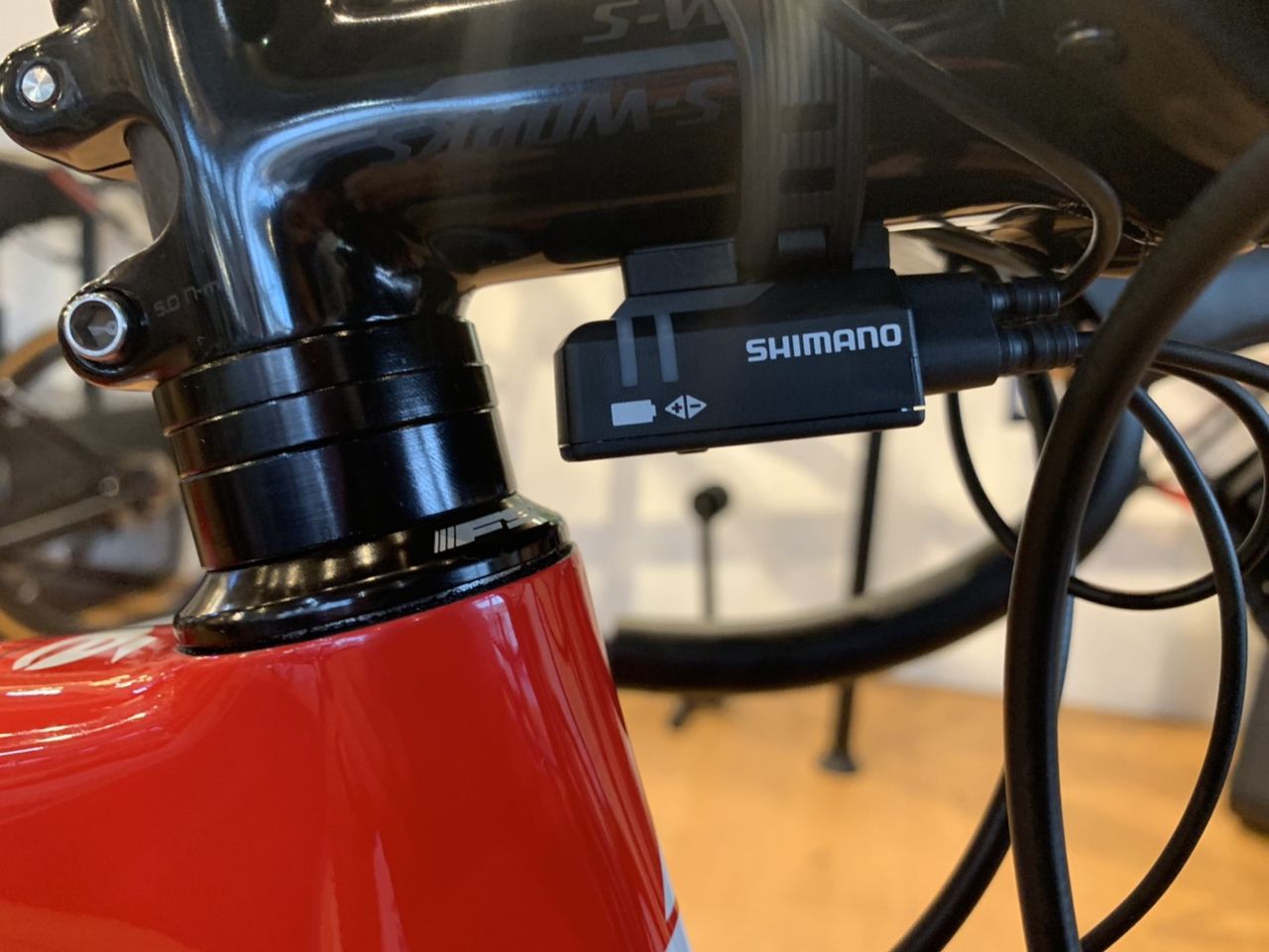 機械式から電動へ!Di2車のご紹介 : SBC 新着情報 機械式から電動へ!Di2車のご紹介 : SBC 新着情報