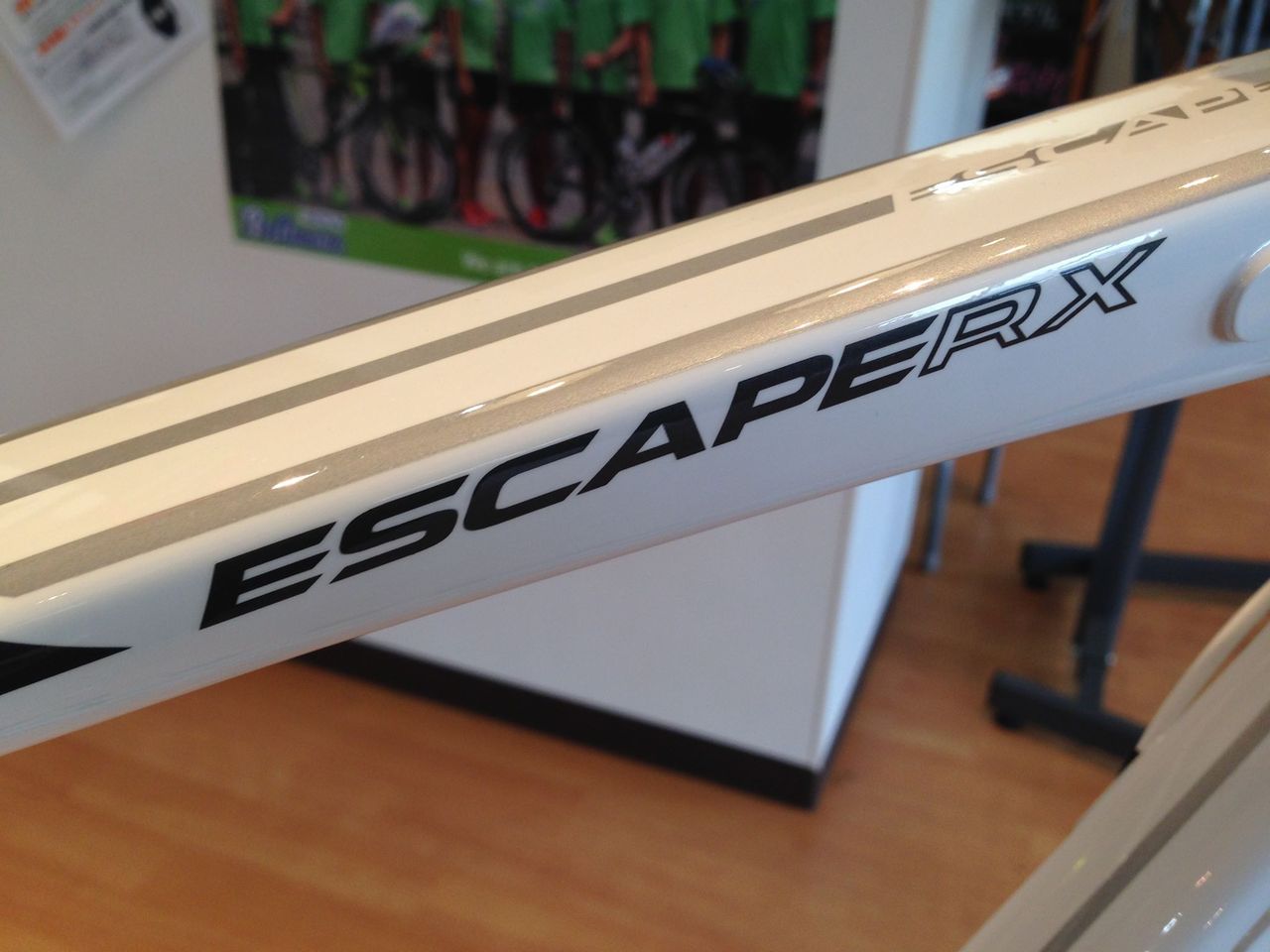 2016 GIANT ESCAPE RX3入荷しました♪ : SBC 新着情報