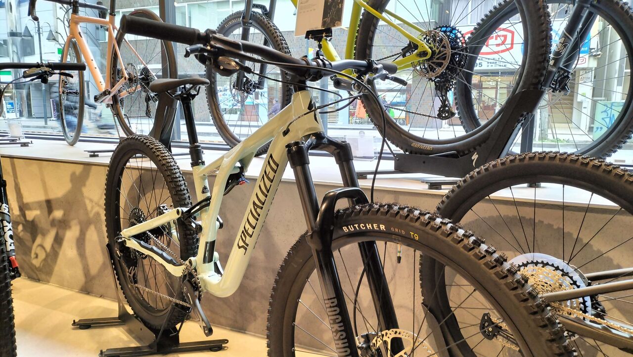 SPECIALIZED 厚木】MTB、E-MTB店頭展示車 – SBC SPECIALIZED 厚木】MTB、E-MTB店頭展示車 – SBC