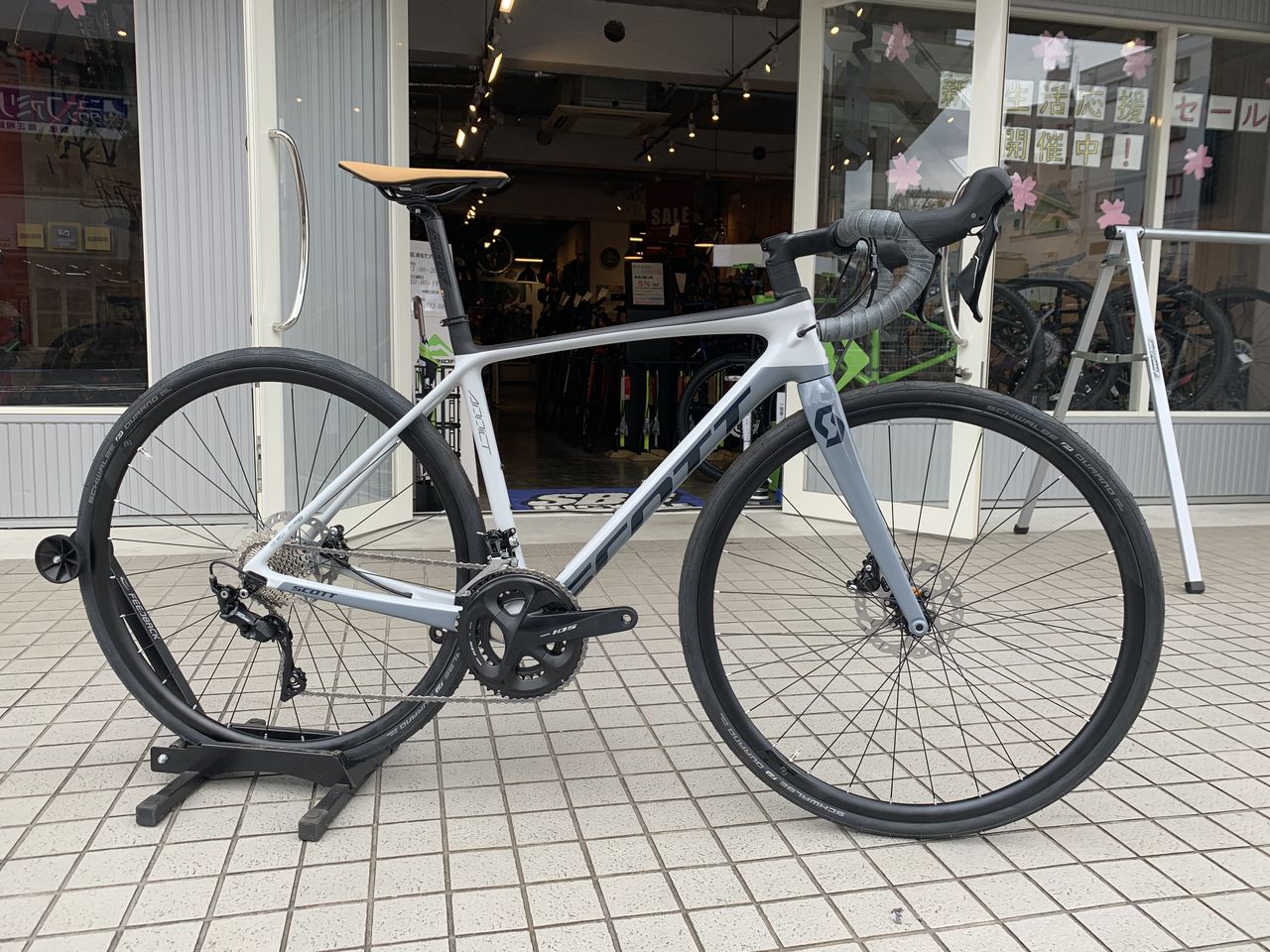 ⭐*︎様 アップグレード済 Scott ロードバイク Shimano 105ブレ ⭐*︎様 アップグレード済 Scott ロードバイク Shimano 105ブレ