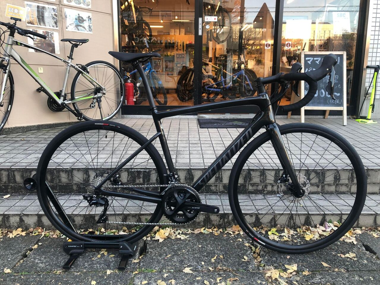 初めてのロードバイクならこれ！TARMAC SL6 SPORT入荷しました！ : SBC