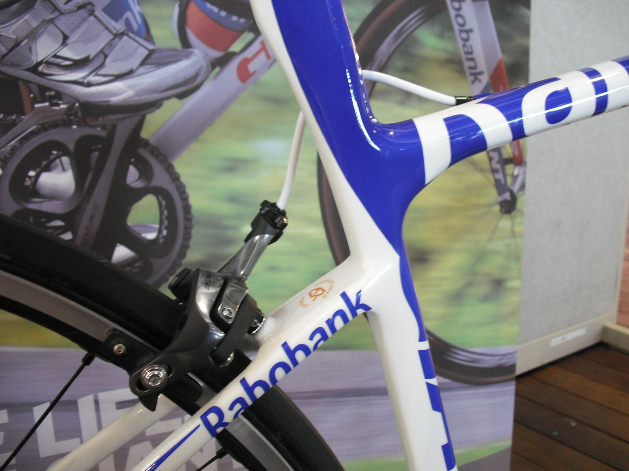GIANT 2012年モデル展示会 ロードバイク編 PART1 : SBC 新着情報 GIANT 2012年モデル展示会 ロードバイク編 PART1 : SBC 新着情報
