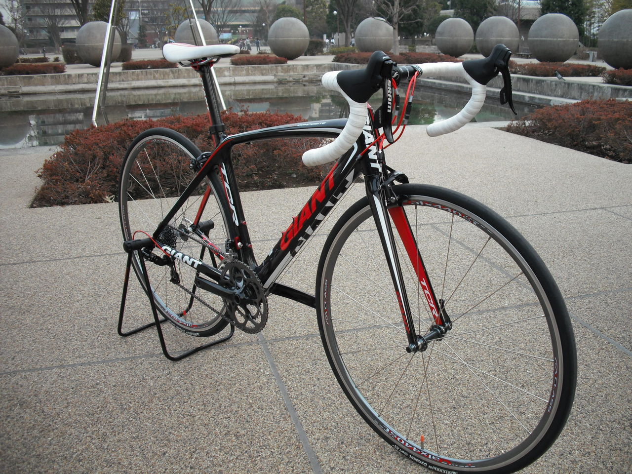 当店の試乗車のご紹介 GIANT TCR Composite SE : SBC 新着情報