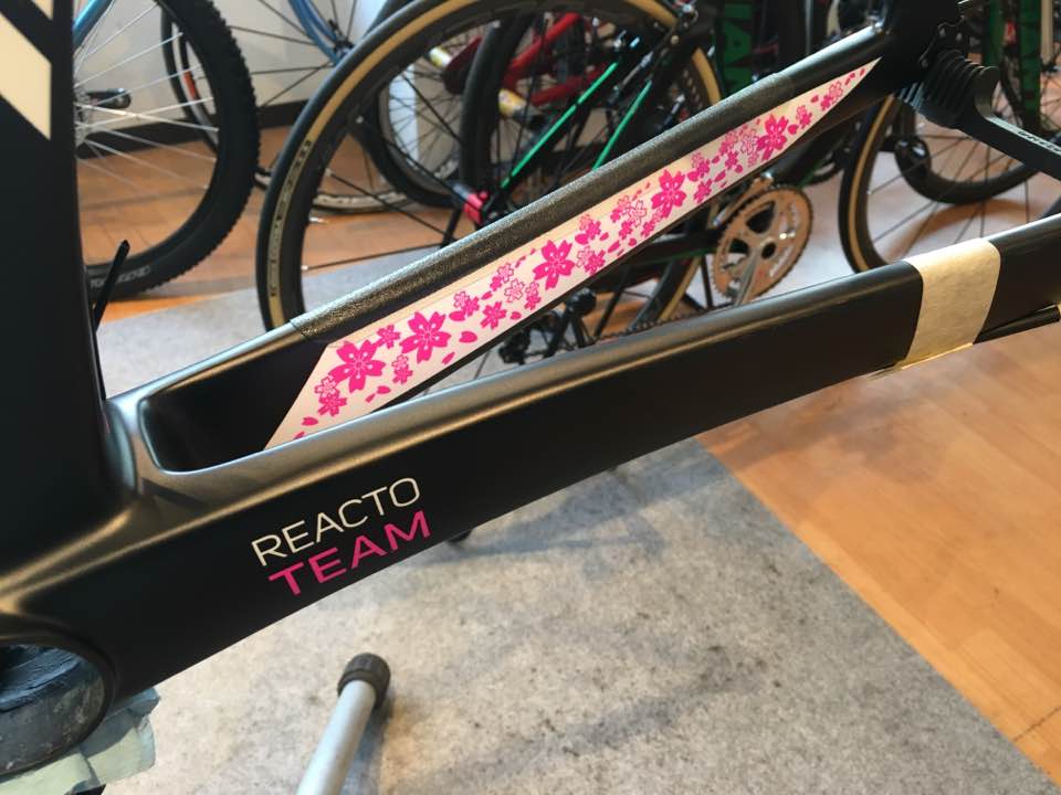 MERIDA REACTO TEAM E フレームのみ【新城幸也サイン入り】 メリダ REACTO TEAM E 新城幸也モデル（フレームセット） - 大阪兵庫